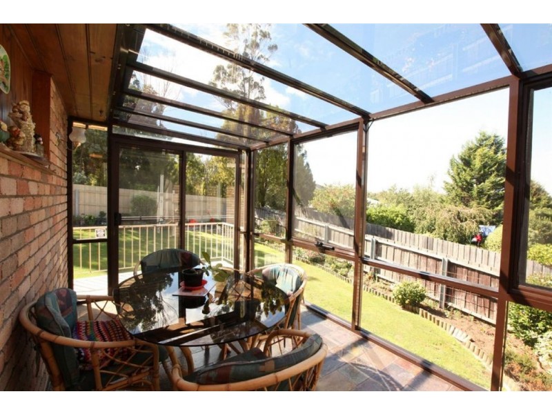 17 Belgrave Parade, Youngtown TAS 7249