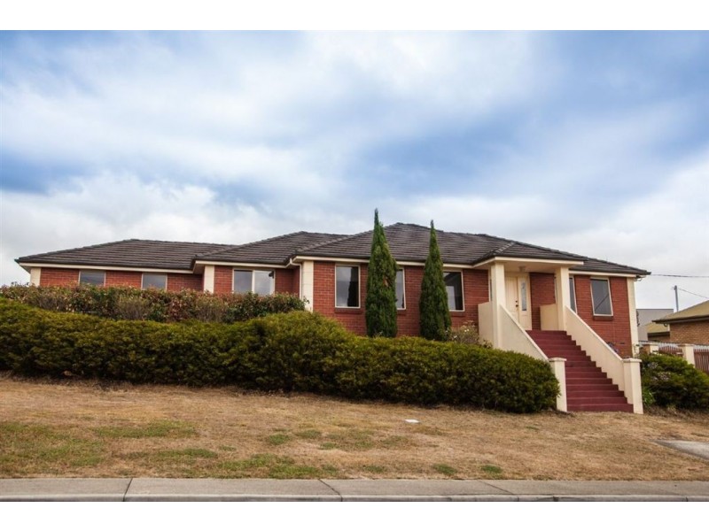 2 Doncaster Court, Trevallyn TAS 7250