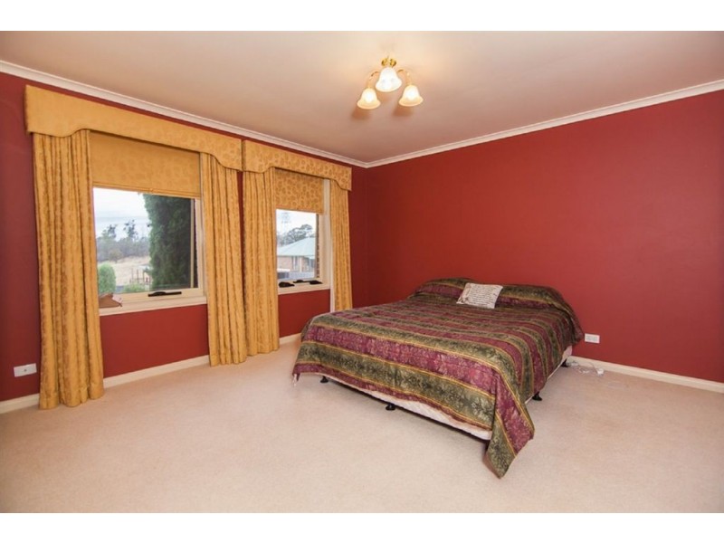 2 Doncaster Court, Trevallyn TAS 7250