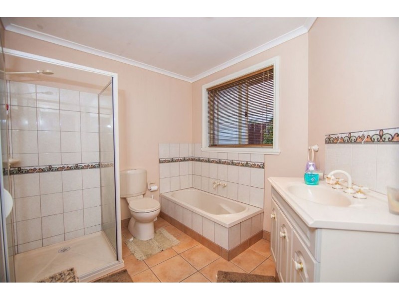 2 Doncaster Court, Trevallyn TAS 7250