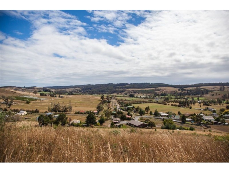 51 Station Road, Lilydale TAS 7268