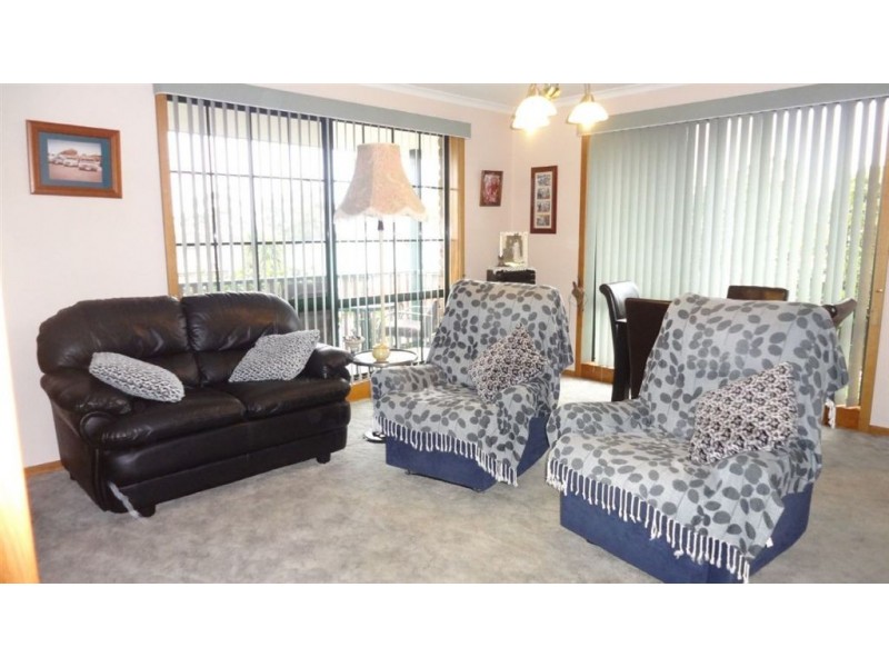 1/38 Benwerrin Crescent, Norwood TAS 7250