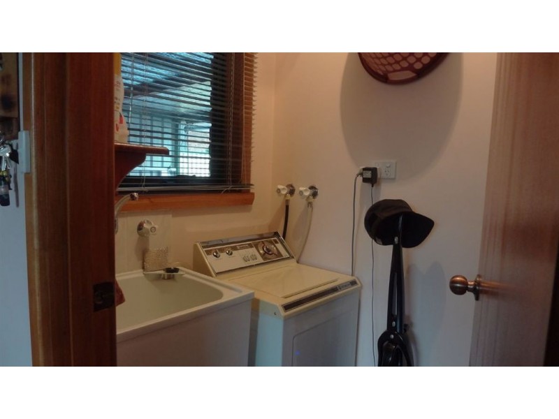 1/38 Benwerrin Crescent, Norwood TAS 7250