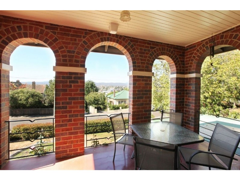 10 Neika Avenue, West Launceston TAS 7250