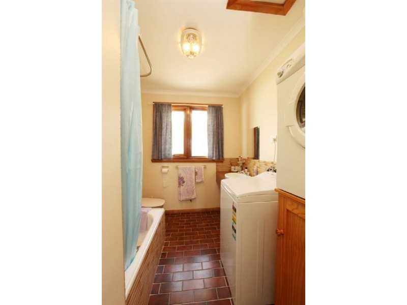 2/122 Quarantine Road, Kings Meadows TAS 7249