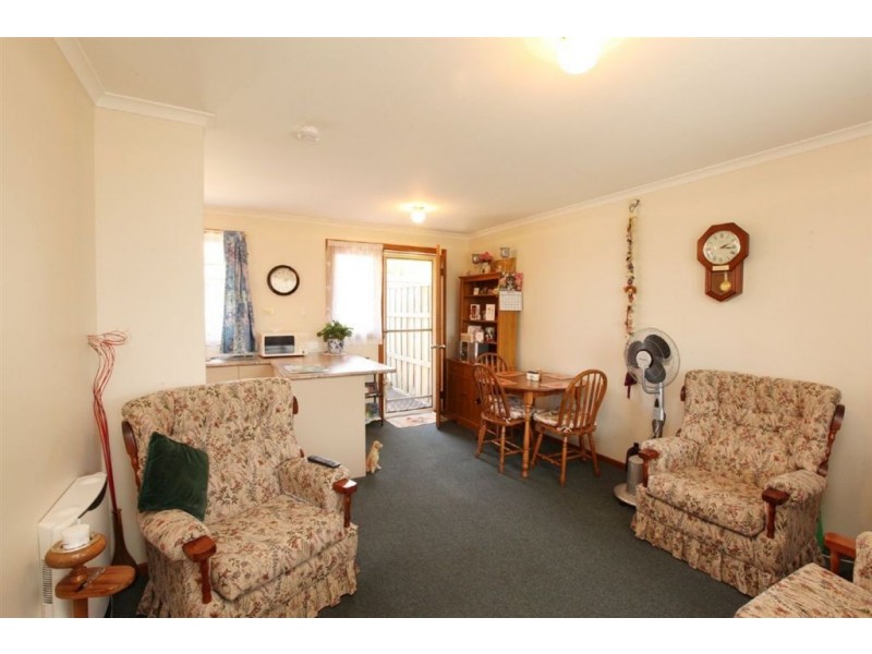 2/122 Quarantine Road, Kings Meadows TAS 7249