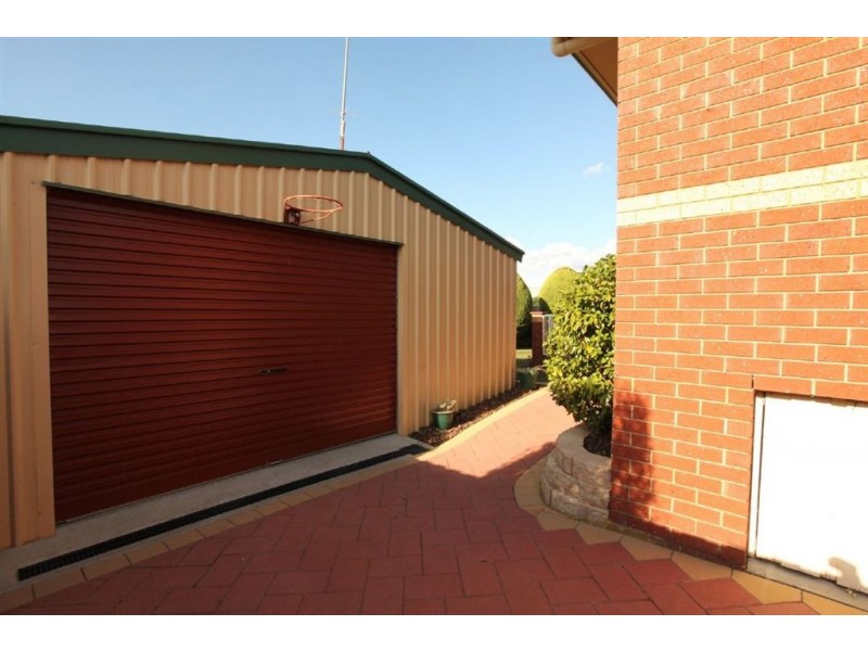 9 Piper Avenue, Youngtown TAS 7249