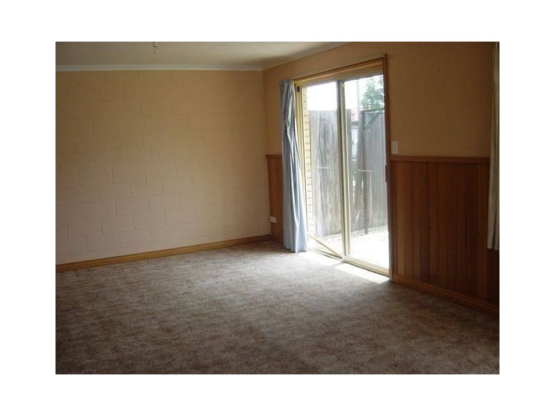 1/115 George Town Road, Newnham TAS 7248