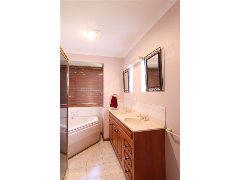10 Marlou Court, Riverside TAS 7250