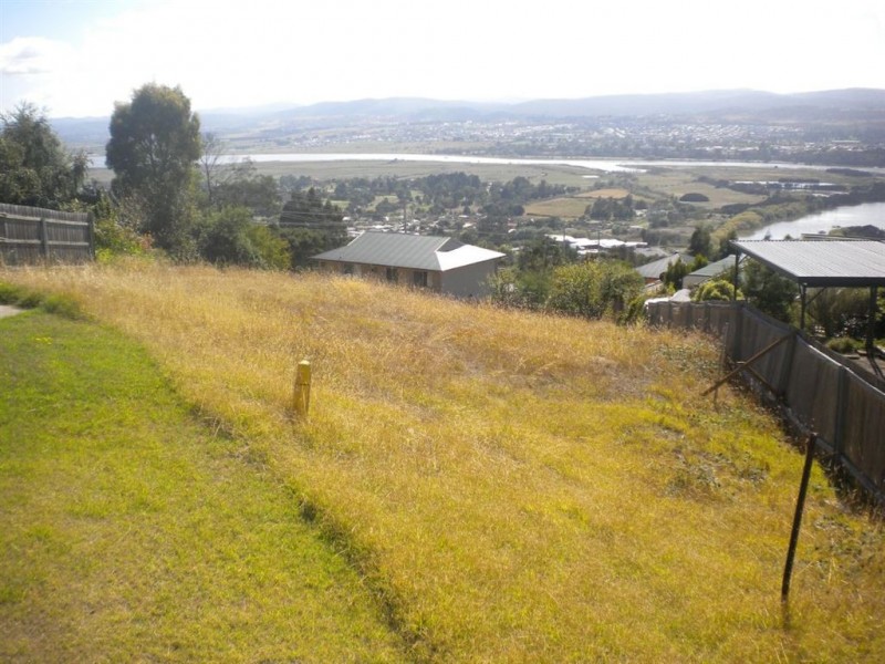 2 Daitom Place, Trevallyn TAS 7250