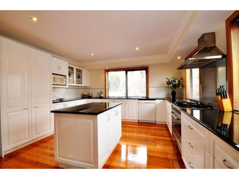 28 Lachlan Parade, Trevallyn TAS 7250