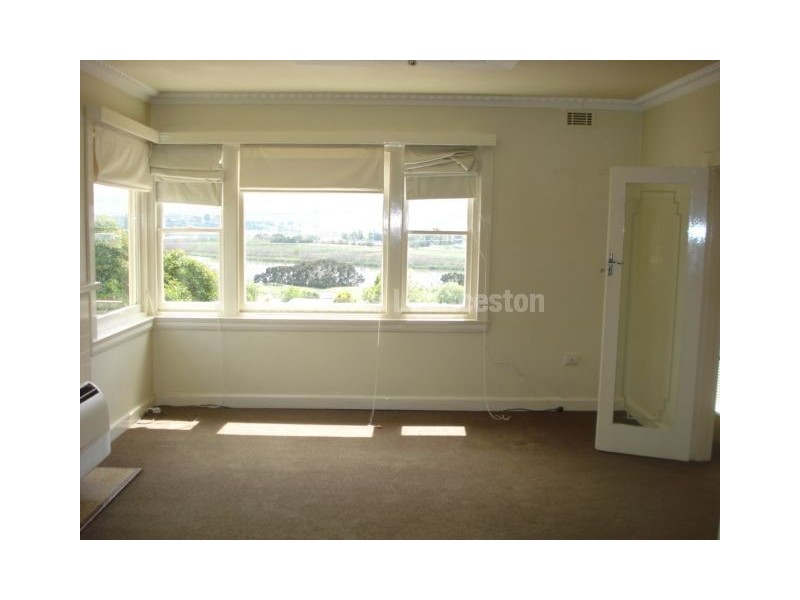 147 West Tamar Highway, Riverside TAS 7250