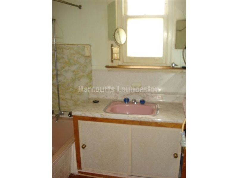 147 West Tamar Highway, Riverside TAS 7250