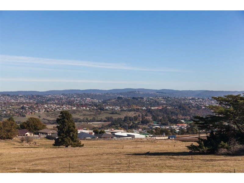 1 Audrey Avenue, St Leonards TAS 7250