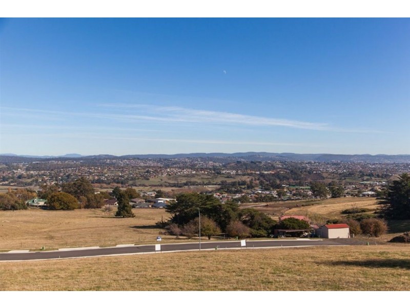 1 Audrey Avenue, St Leonards TAS 7250