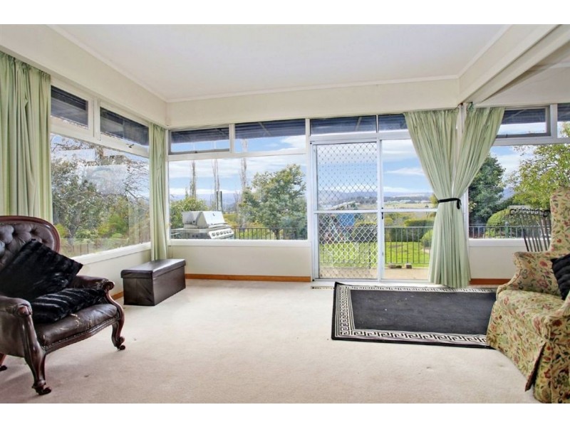 9 Thyne Avenue, Newstead TAS 7250
