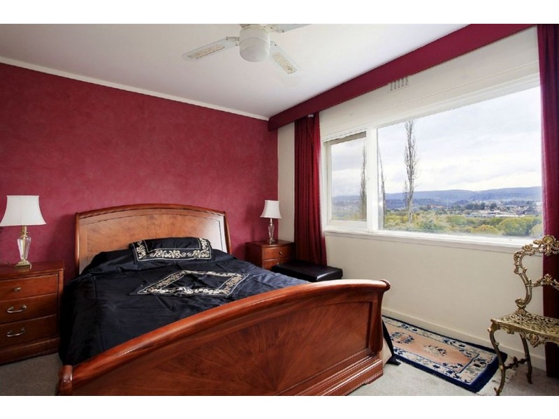 9 Thyne Avenue, Newstead TAS 7250