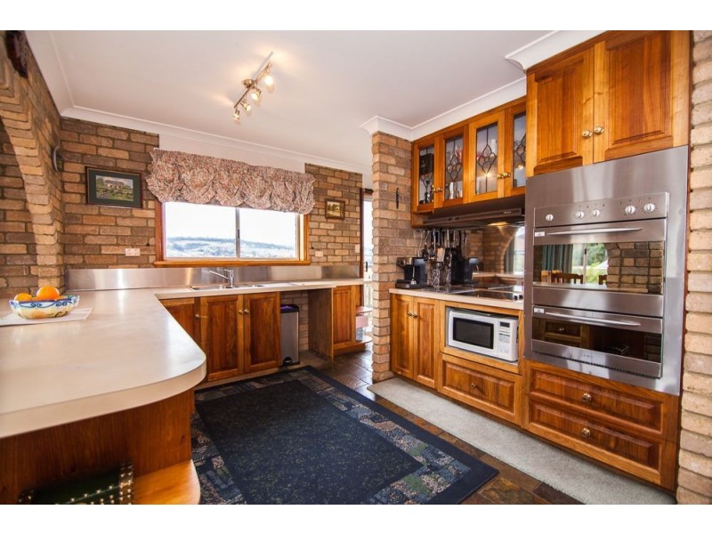 27 Montgomery Court, Norwood TAS 7250
