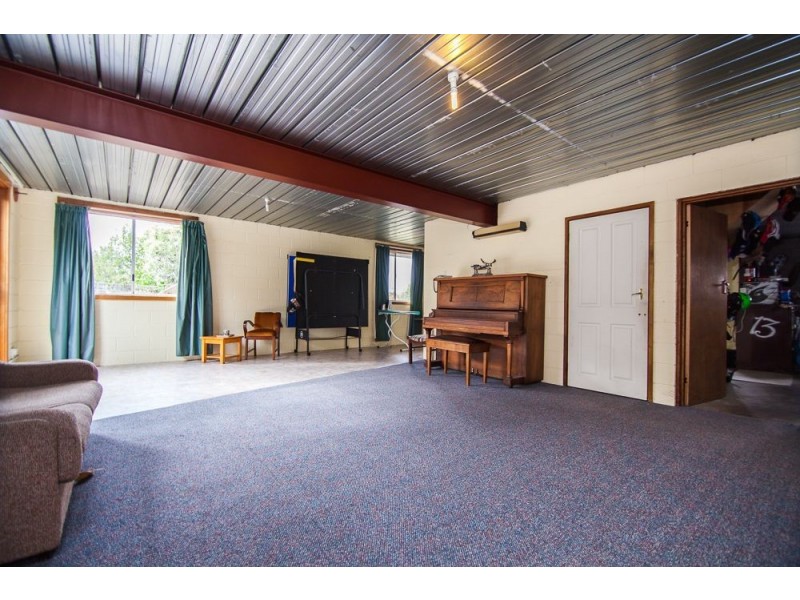 27 Montgomery Court, Norwood TAS 7250