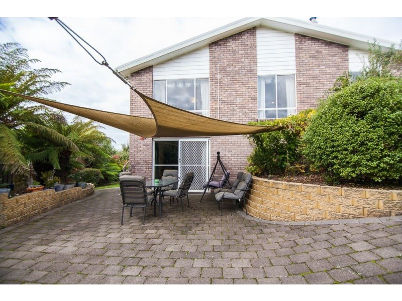 27 Montgomery Court, Norwood TAS 7250