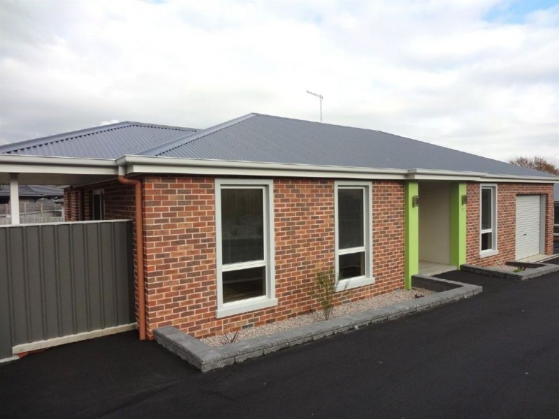 1/5 Caprice Court, Newnham TAS 7248