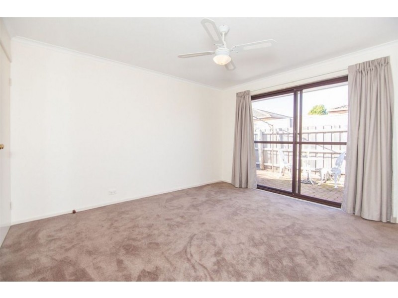 1/16 Country Club Avenue, Prospect Vale TAS 7250