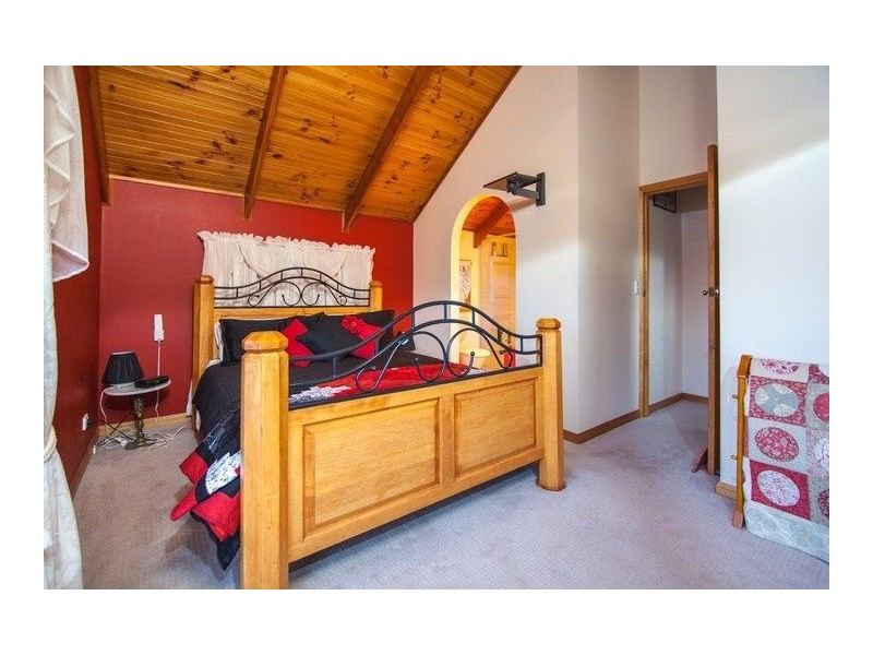 1 Doncaster Court, Trevallyn TAS 7250