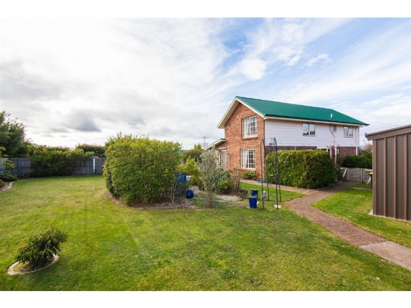 1 Doncaster Court, Trevallyn TAS 7250