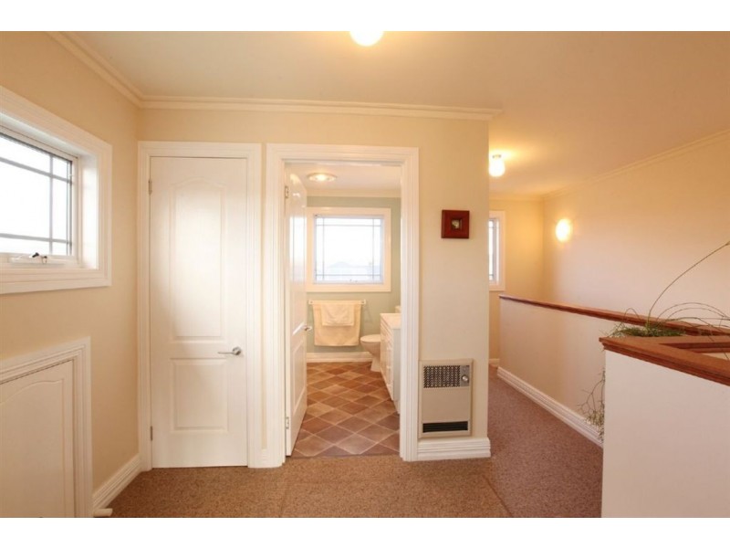 10 Elphinwood Square, Newstead TAS 7250