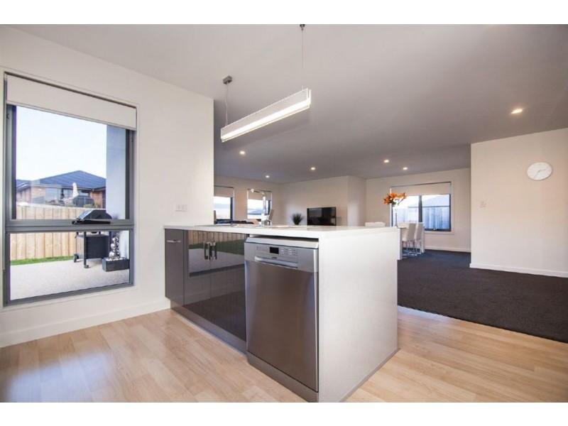 6 Onyx Court, Perth TAS 7300