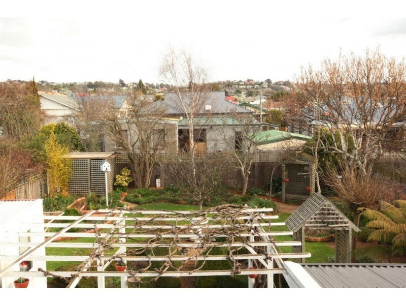6 Como Crescent, Newstead TAS 7250