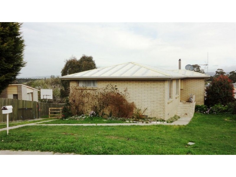 14 Grassdale Place, Ravenswood TAS 7250