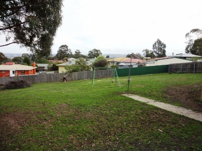 14 Grassdale Place, Ravenswood TAS 7250