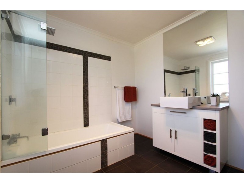 77 Normanstone Road, South Launceston TAS 7249