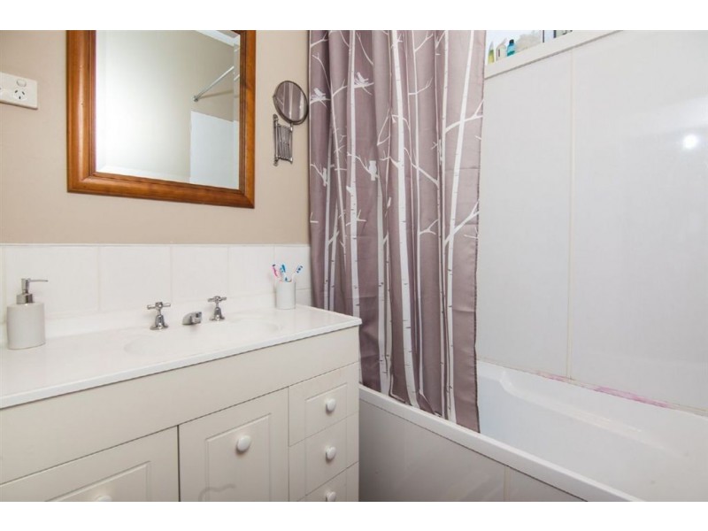 3 Kinburn Street, West Launceston TAS 7250