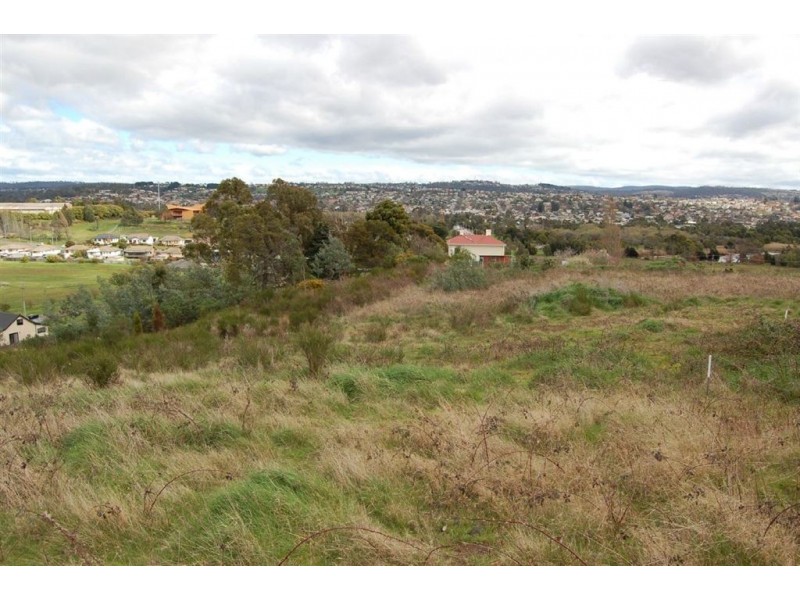 21 Waverley Road, St Leonards TAS 7250