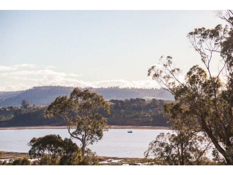 72 Peddie Drive, Dilston TAS 7252