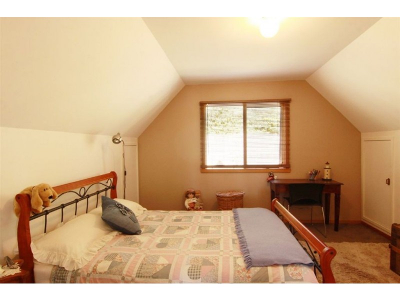2/50 Upton Street, Launceston TAS 7250