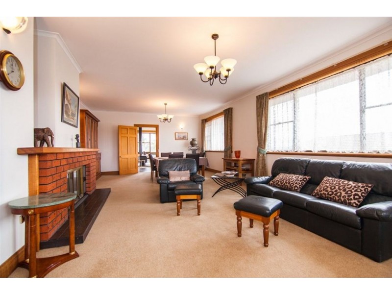 32 Rossmoyne Street, Norwood TAS 7250