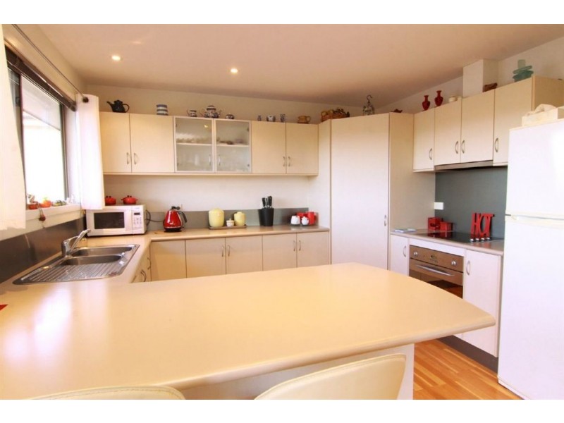 37 Piper Avenue, Youngtown TAS 7249