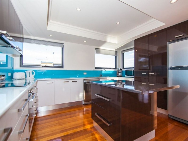 10 Freycinet Court, Swansea TAS 7190