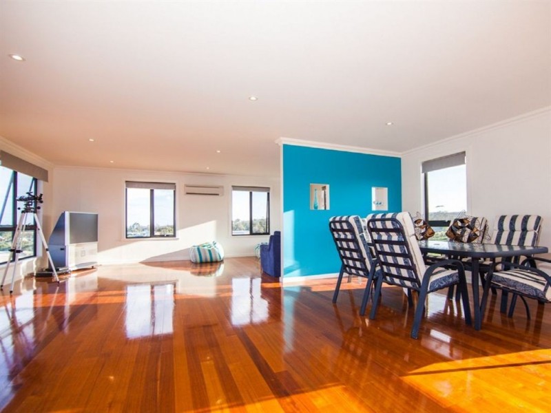 10 Freycinet Court, Swansea TAS 7190