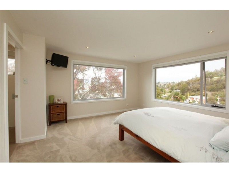 50 Neika Avenue, West Launceston TAS 7250