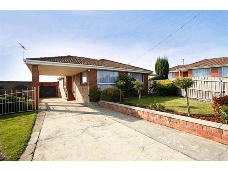 18 Sebastian Court, Newnham TAS 7248