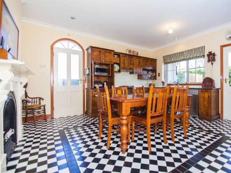 9 Hollis Court, Youngtown TAS 7249