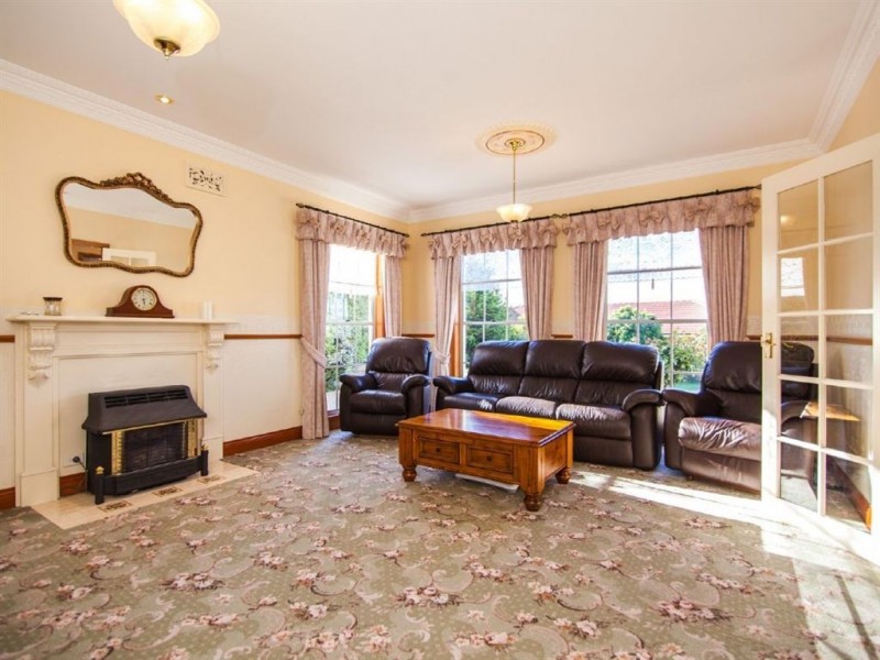 9 Hollis Court, Youngtown TAS 7249