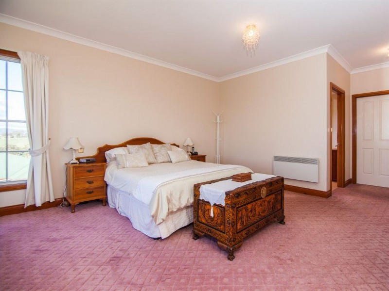 9 Hollis Court, Youngtown TAS 7249