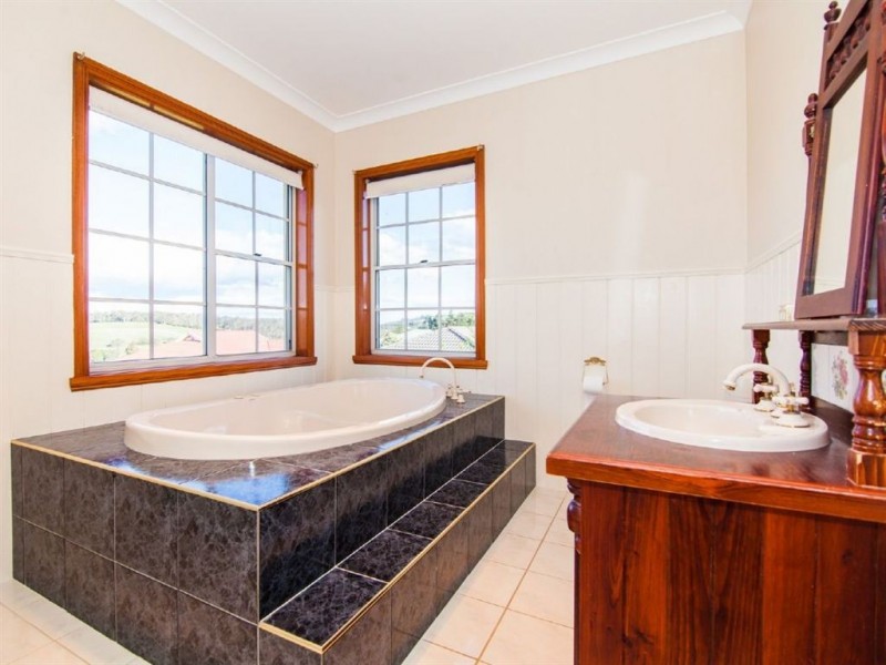 9 Hollis Court, Youngtown TAS 7249