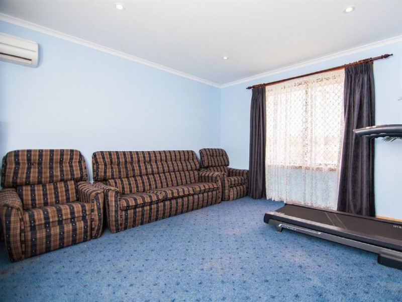 25 Wallace Street, Newnham TAS 7248
