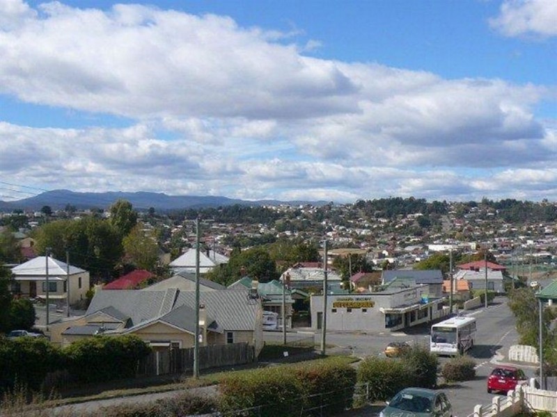 45 Connaught Crescent, West Launceston TAS 7250